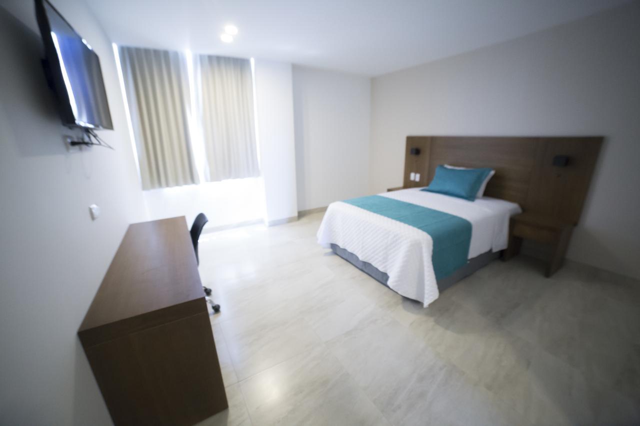 Aquamarina Hotel مانتا المظهر الخارجي الصورة